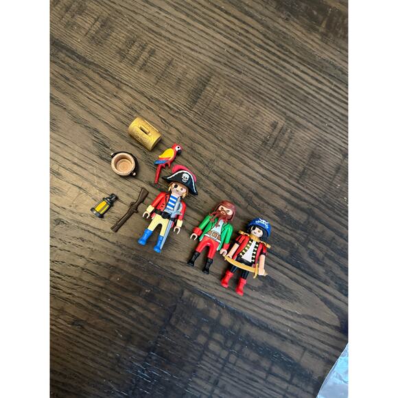 Set of Vintage Playmobil Pirates Figures Only – Set 5778 - Picture 2 of 6